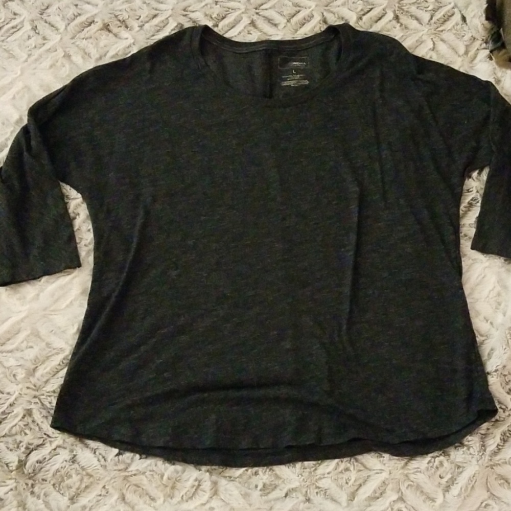 Half length sleeve top
